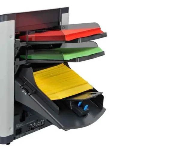 Compacta Ensobradora automática de oficina