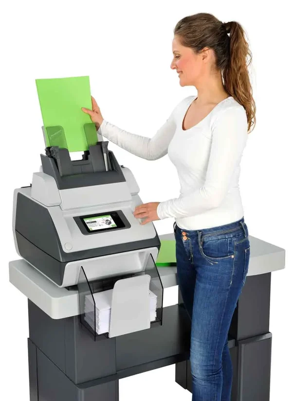 Ensobradora quadient neopost DS41i: Máquina compacta de sobremesa